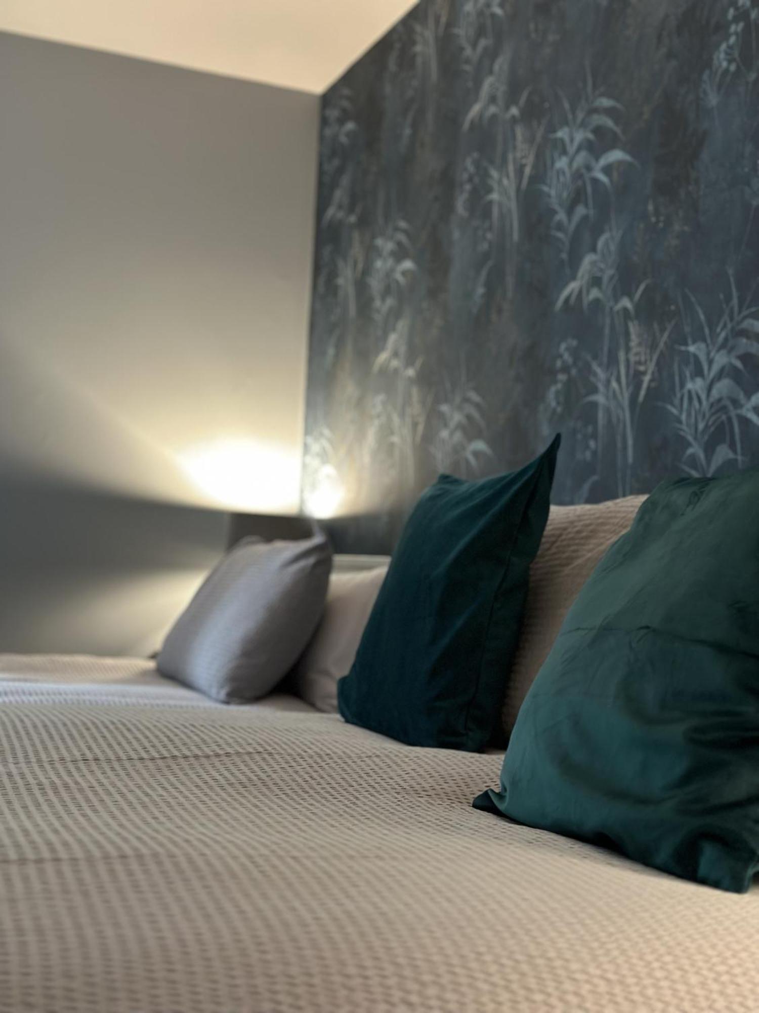 Tigh Na Mara Hotel Странрер Екстериор снимка