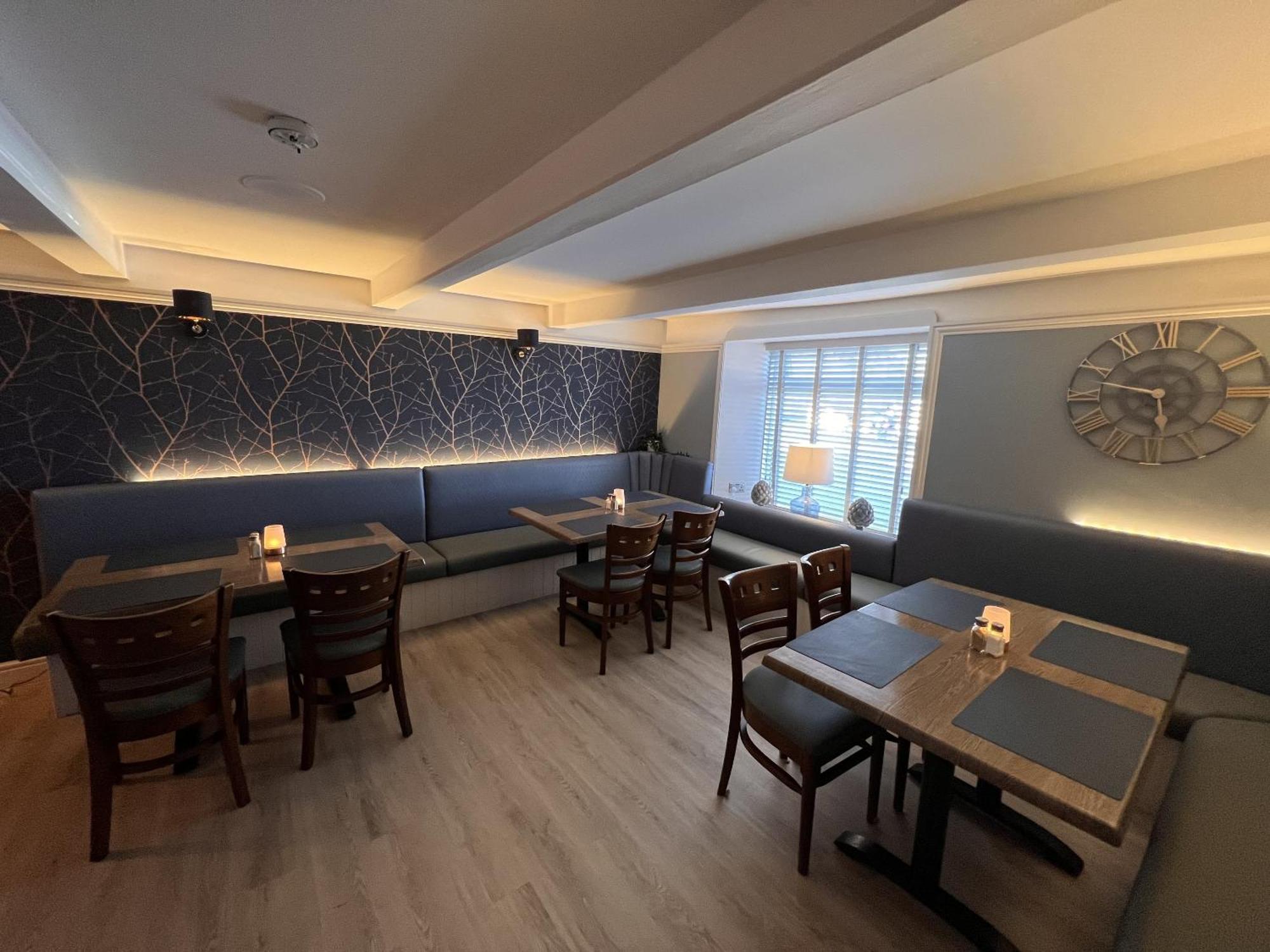 Tigh Na Mara Hotel Странрер Екстериор снимка