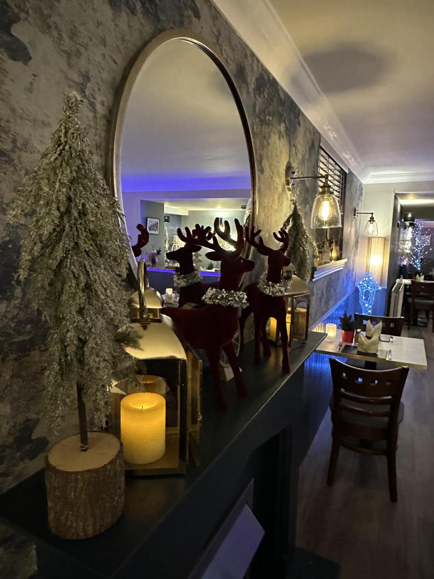 Tigh Na Mara Hotel Странрер Екстериор снимка